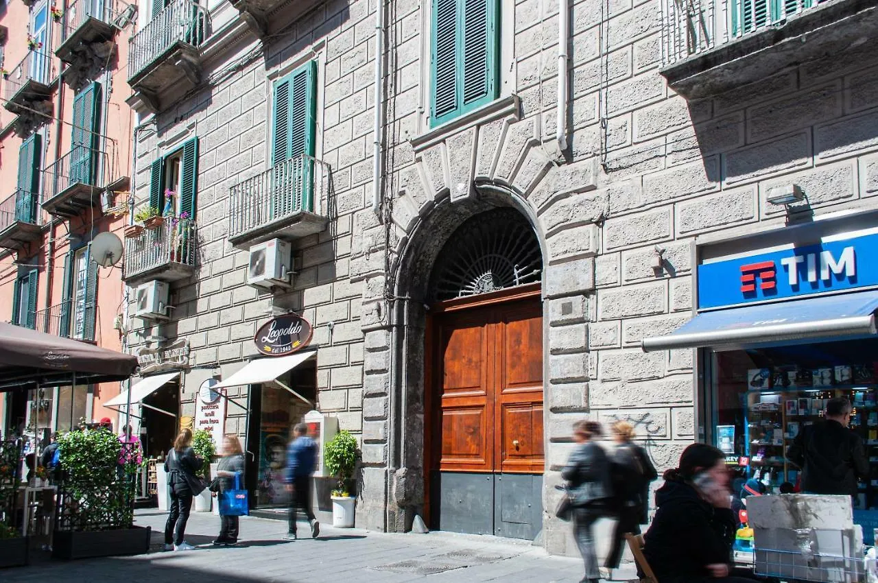 Made In Naples Bed & Breakfast 2*,